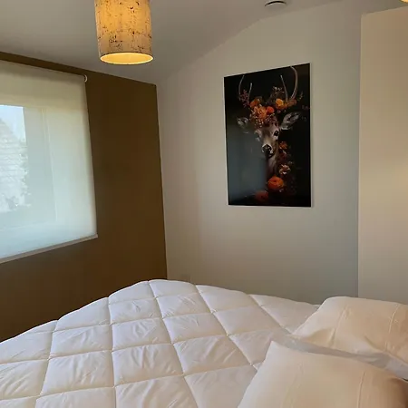 Les Du Champ Des Oiseaux Apartmán *