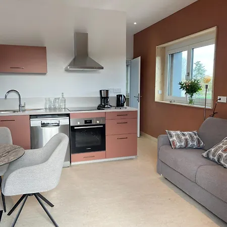 Les Du Champ Des Oiseaux Apartmán *